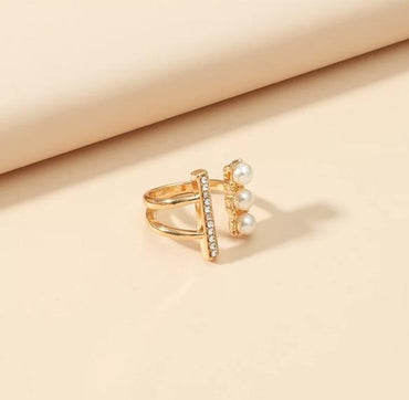 Pearl Bar Ring